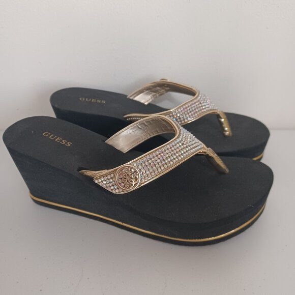 GUESS SARRALY WEDGE FLIP FLOPS WOMEN SIZE 10M BLACK w/GOLD SILVER RHINESTONES - Picture 2 of 8